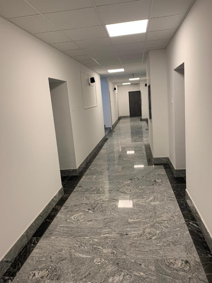 Apartament Walczaka 25 Miejsce Parkingowe กอร์ซุฟเวียลคอปอลสกี ภายนอก รูปภาพ